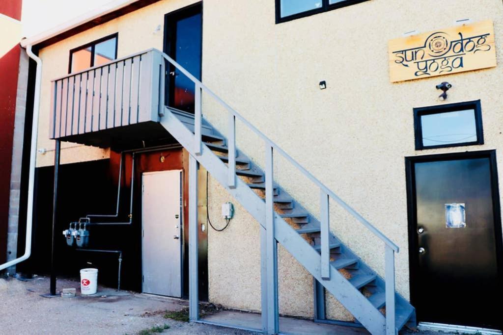 Apartmán Sun Dog Manor Maple Creek Exteriér fotografie